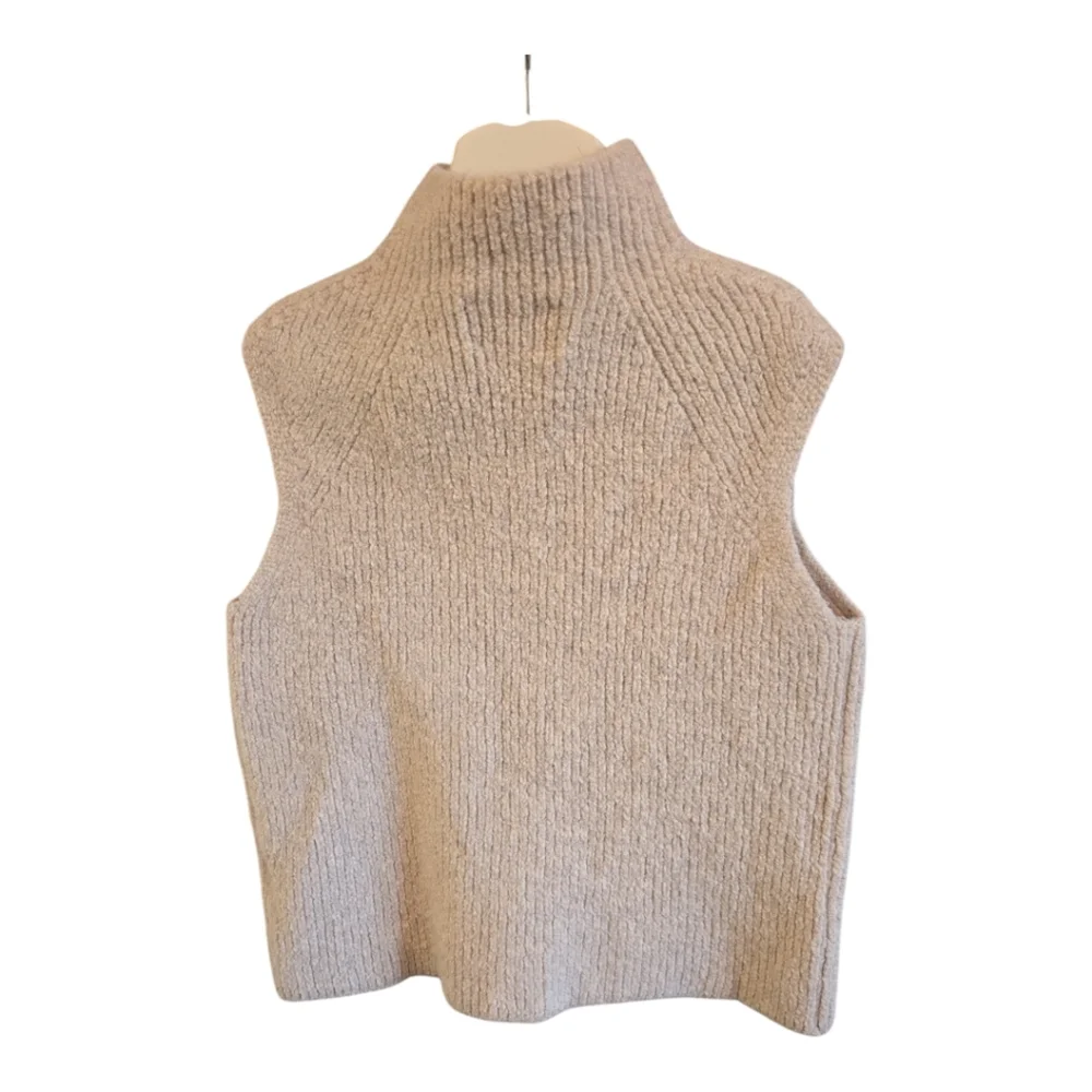 ARITZIA Wilfred Cream Sweater Vest - Picture 4 of 7